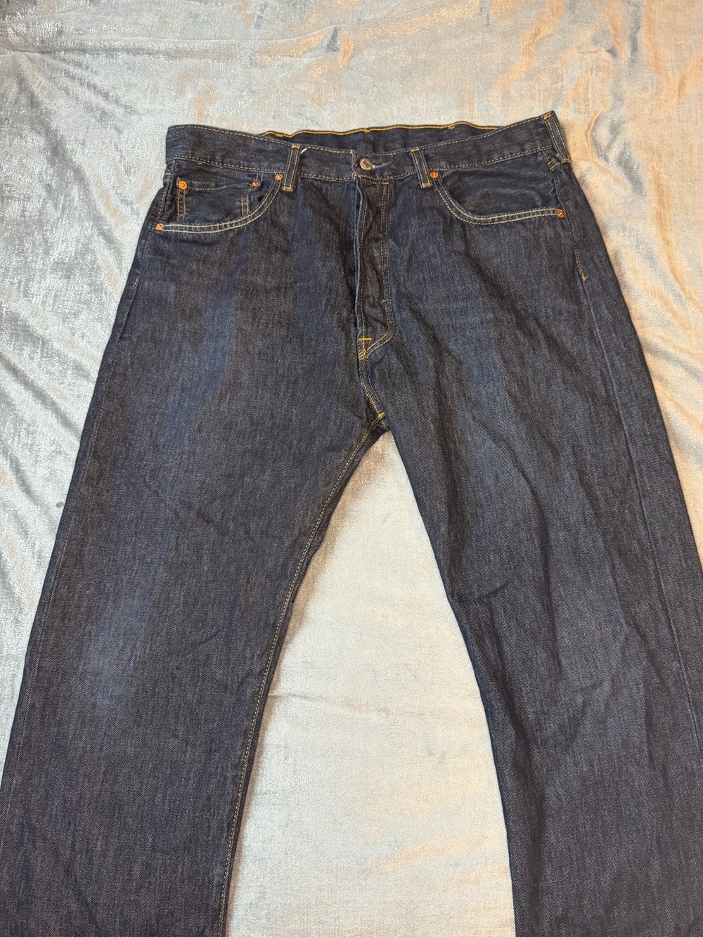 Levi's Men's Indigo Straight Jeans with Contrast Stitching